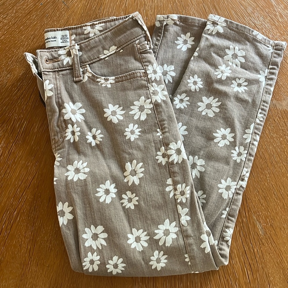 ABERCROMBIE floral jeans